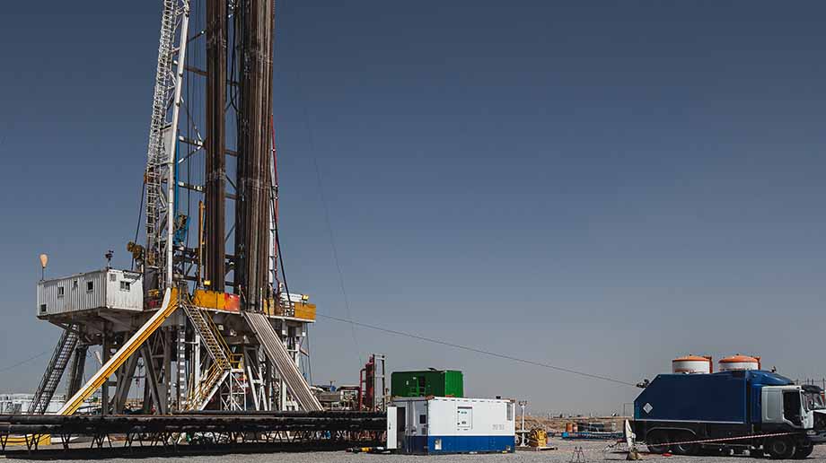 Onshore oil rig