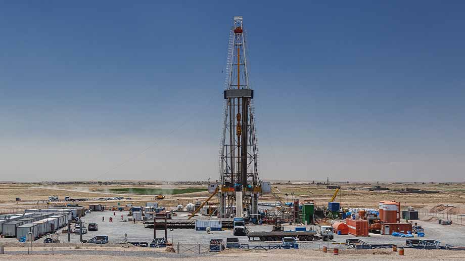 Onshore oil rig